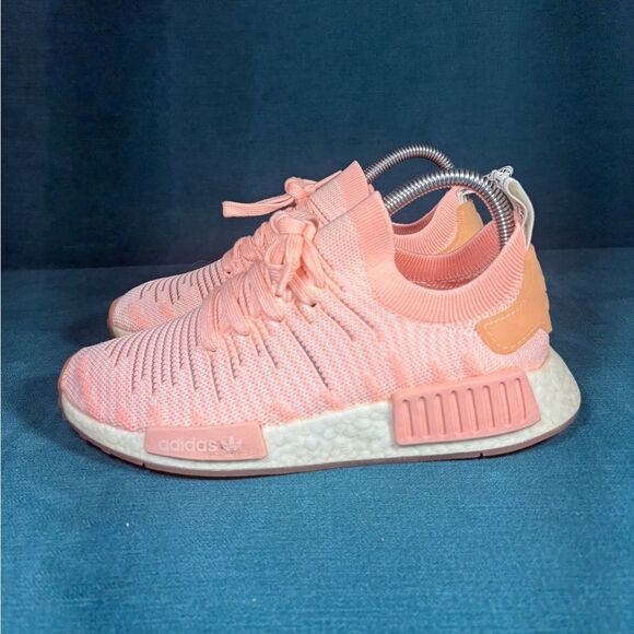 Adidas NMD_R1 Primeknit Clear Orange Women sneakers size 6.5 - Picture 1 of 8